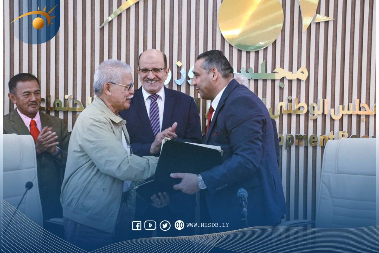 The Libyan-Malaysian working meetings resulted in the signing of a memorandum of understanding between the University of Tripoli and the University of Putra in Malaysia