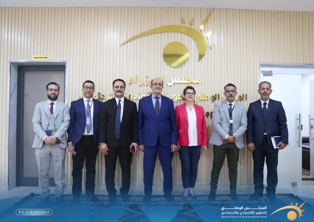 وفد من مكتب الأمم المتحدة لمكافحة المخدرات والجريمة في استضافة المجلس