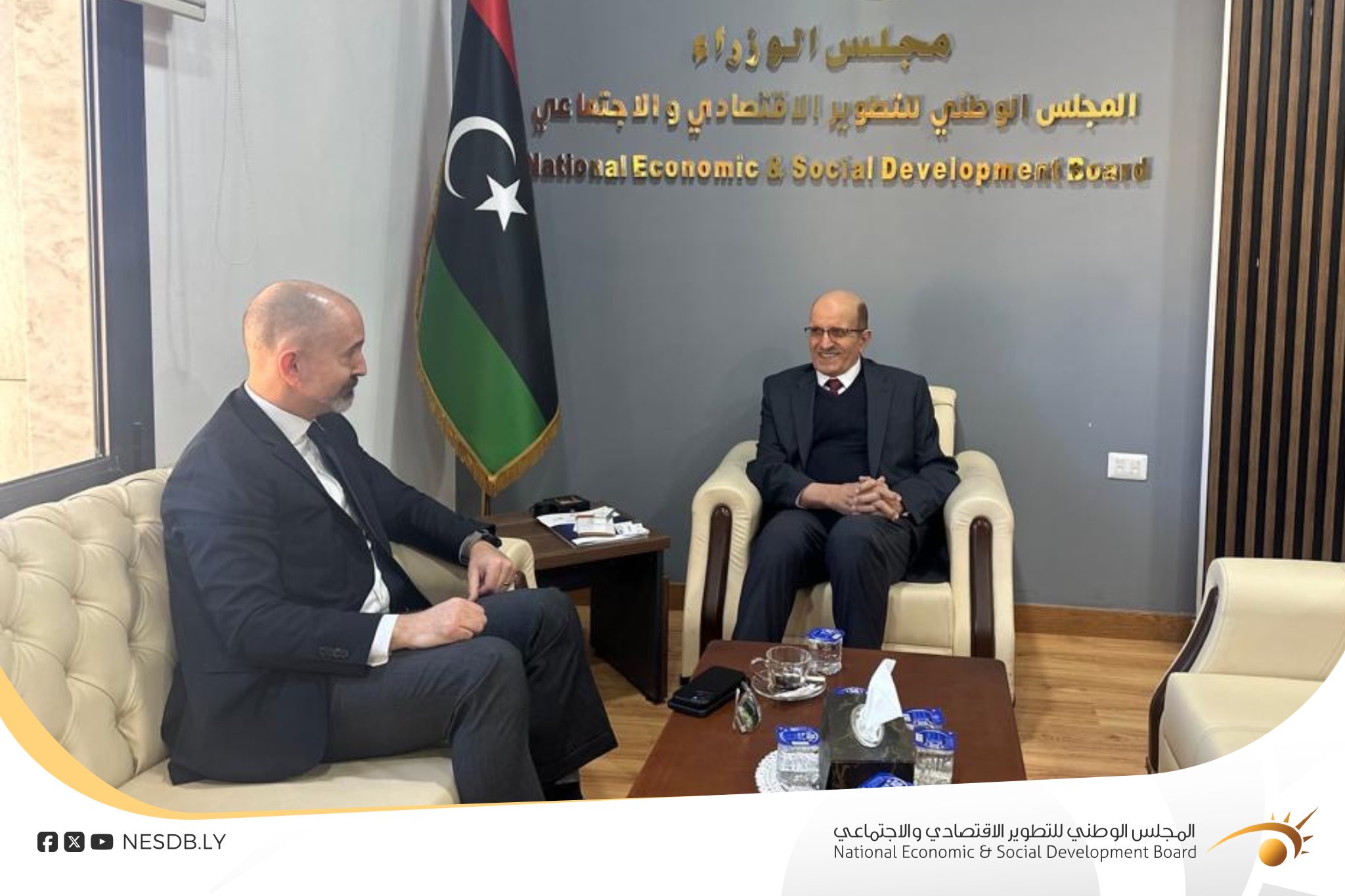 مدير عام المجلس يستقبل السيد ماك مور، مدير الشؤون الحكومية الدولية وإدارة المخاطر السياسية بشركة ConocoPhillips