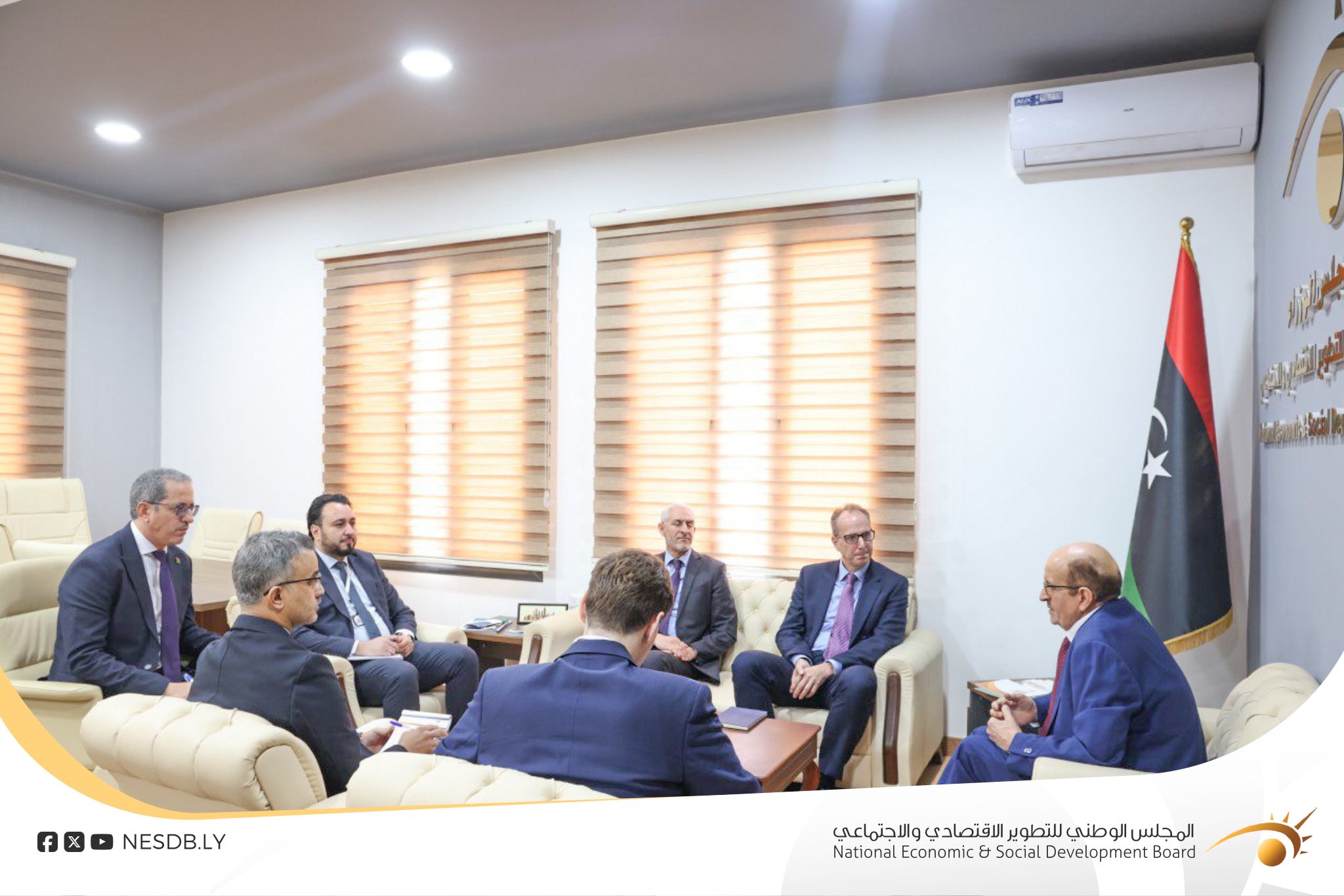 مدير عام المجلس يستقبل السفير البريطاني لبحث آفاق التعاون المشترك