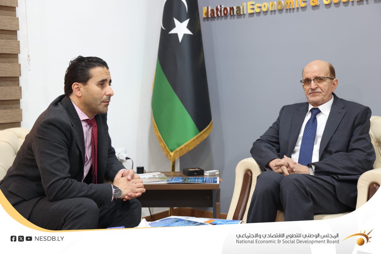 أجتماع بين المدير العام ووزير الدولة للاقتصاد الرقمي والذكاء الاصطناعي لتعزيز التحول الرقمي.