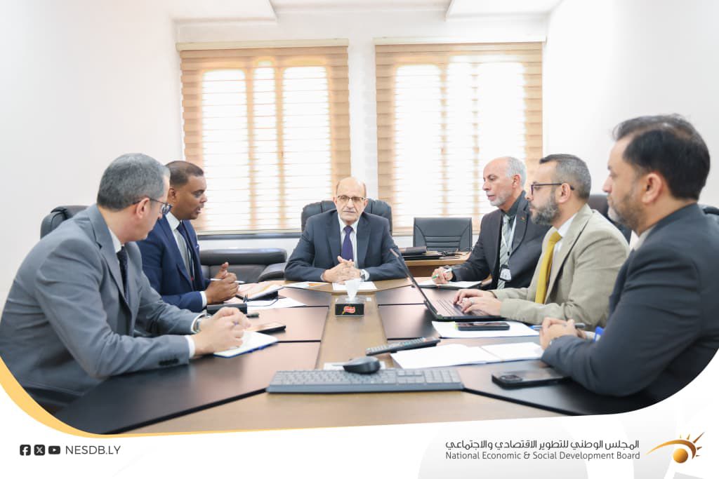 مدير عام المجلس يبحث مع مدير صندوق تنمية الموارد البشرية آفاق التعاون المشترك