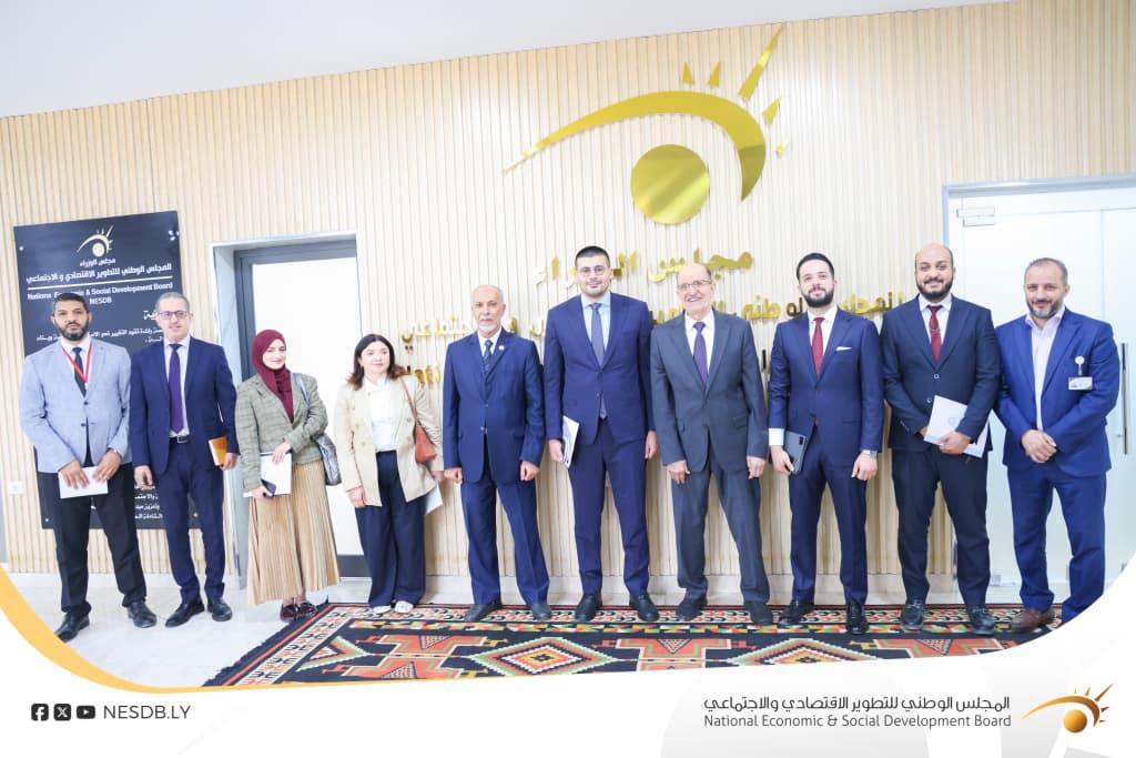 تعزيز التعاون والتنسيق المشترك بين المجلس ووزارة الشباب